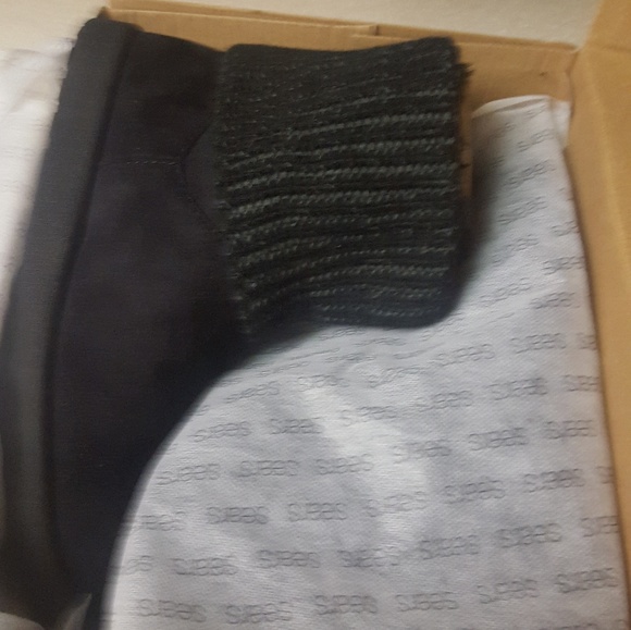 Boot - Picture 4 of 4